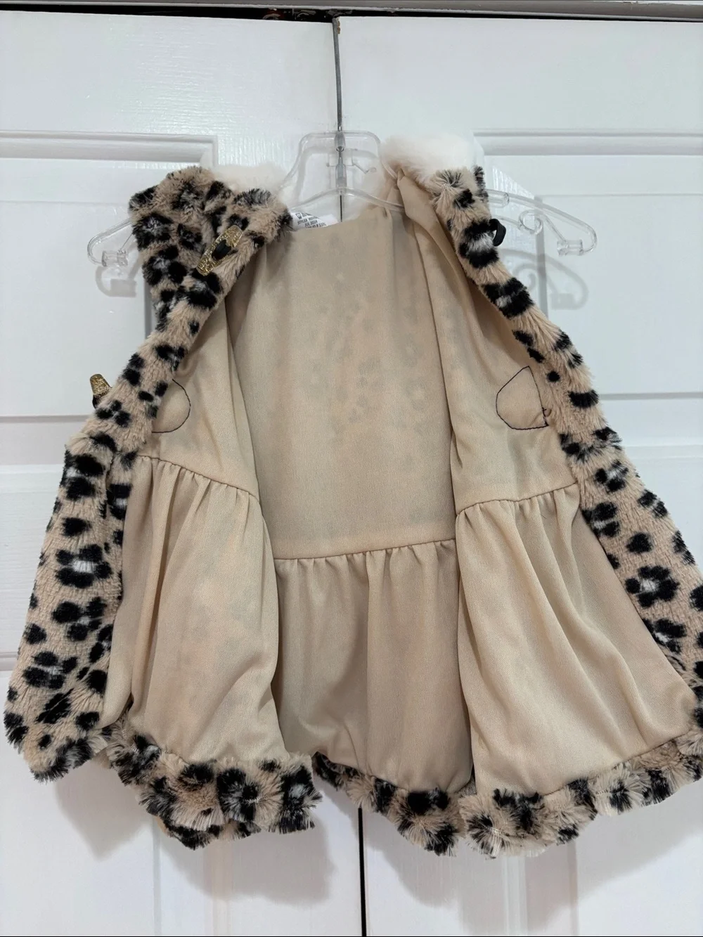 Little Lass Tan, Cream and Black Faux Fur Baby Hooded Vest Size 18 Months EUC